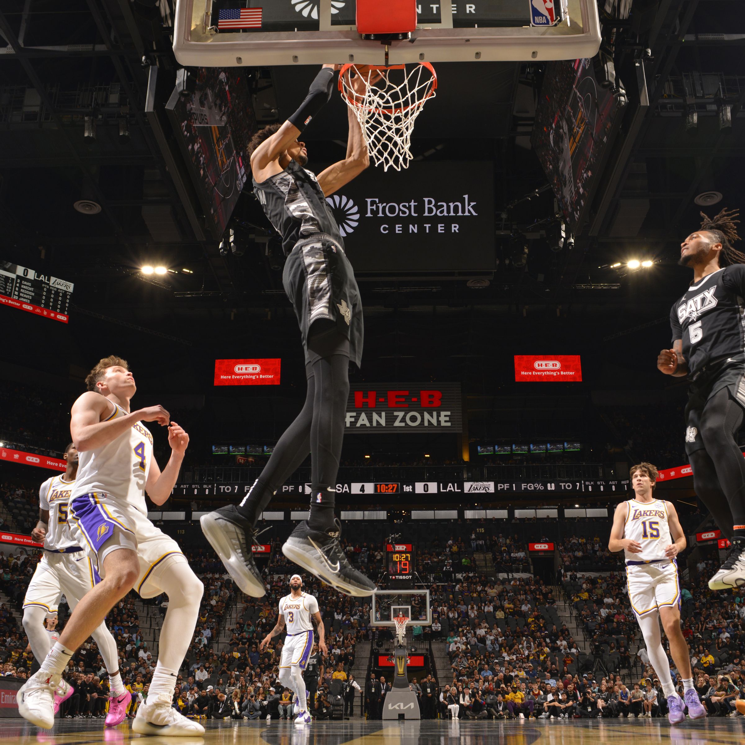 Los Angeles Lakers v San Antonio Spurs - Emirates NBA Cup