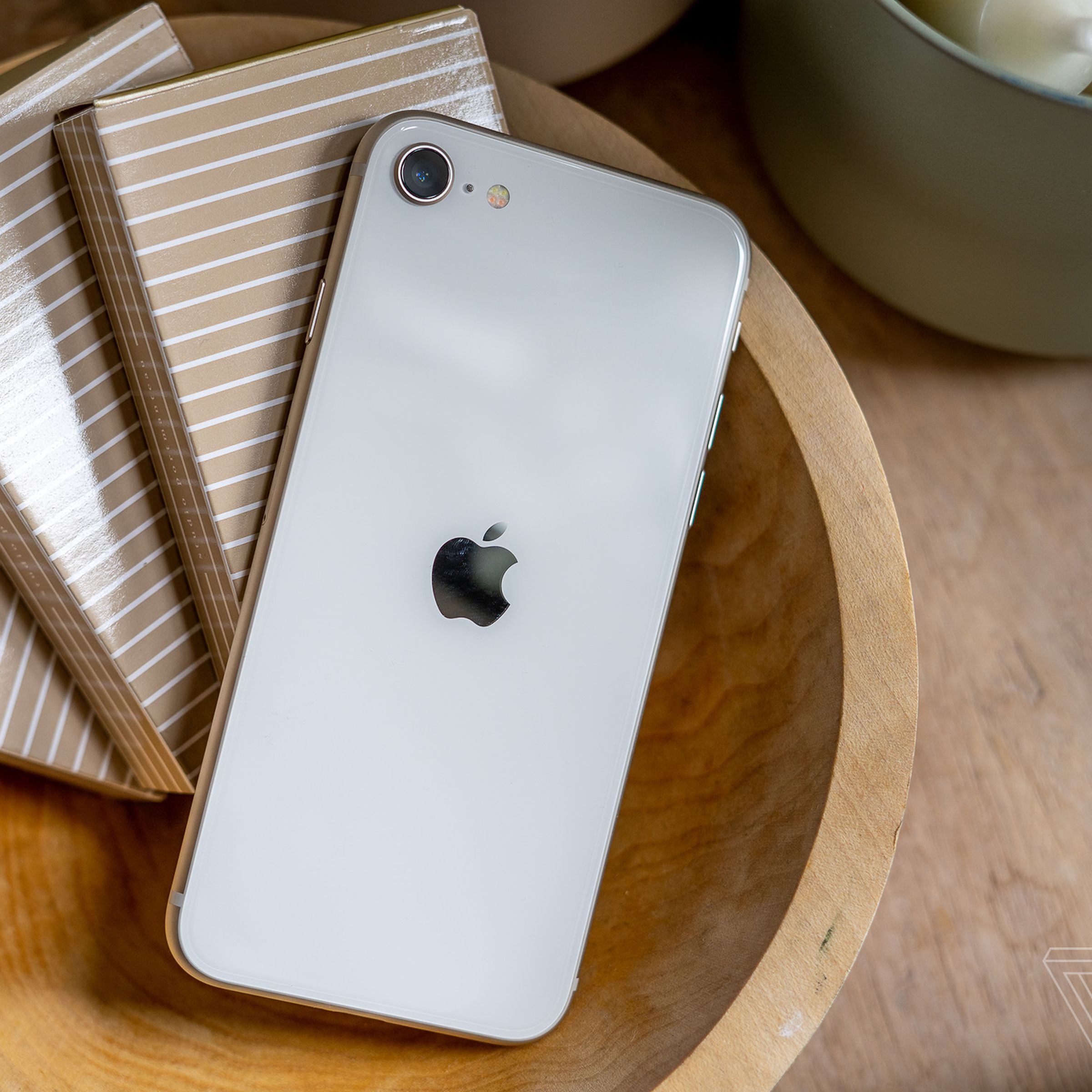 An image showing the iPhone SE